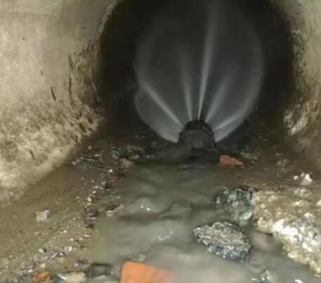 调兵山市政管道清淤